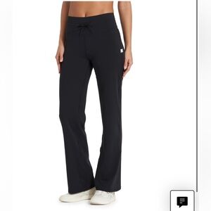 Vuori Women’s Daily Wide Leg Pants in Black Size Small